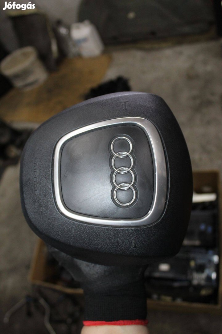 Audi A4 B7 kormánylégzsák 8E0880201CD