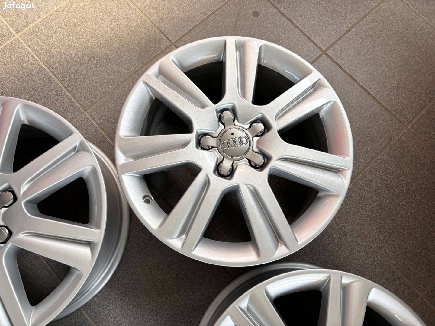 Audi A4 B8 17" 5x112 gyári alufelni eladó 17 coll A3 A6