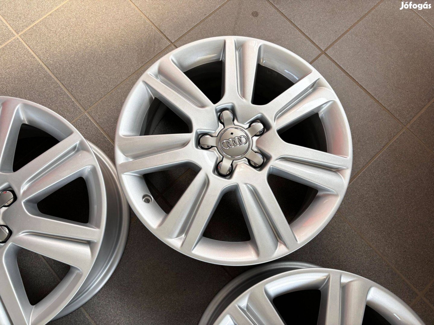 Audi A4 B8 17" 5x112 gyári alufelni eladó 17 coll A3 A6