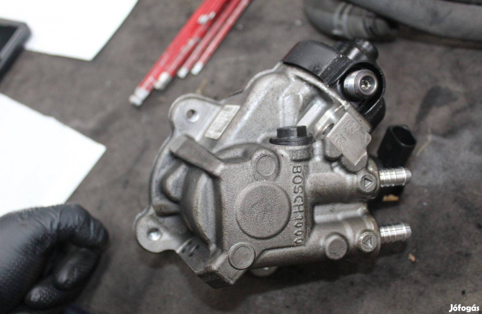 Audi A4/B8 2007-2013 2.0D Caga magasnyomású szivattyú 03L130755