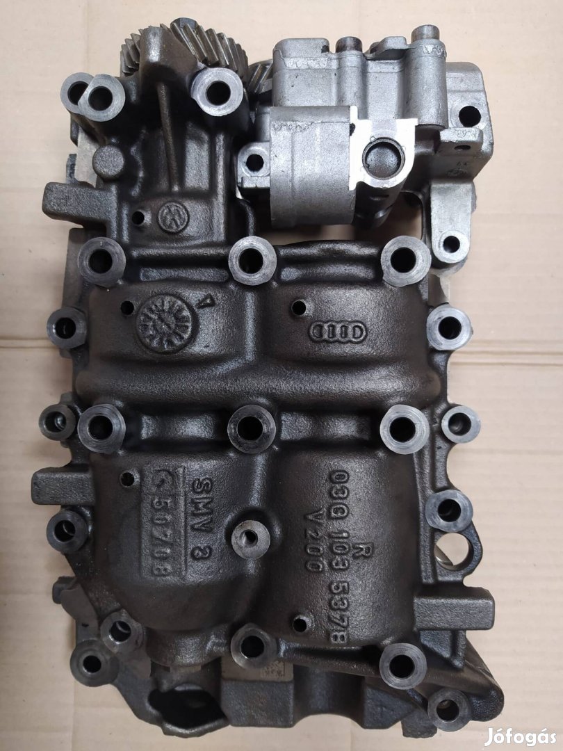 Audi A4 B8 2.0 Crtdi CAG felújított balansztengely olajszivattyú