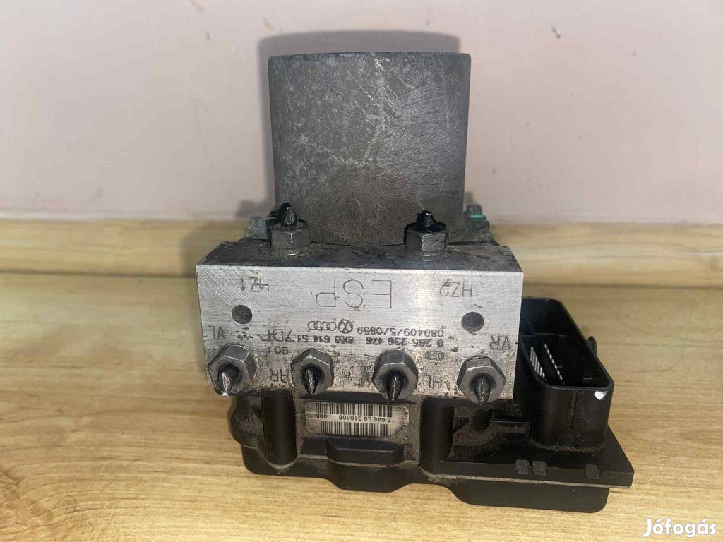 Audi A4 B8 ABS kocka 0265236176 8K0614517DF