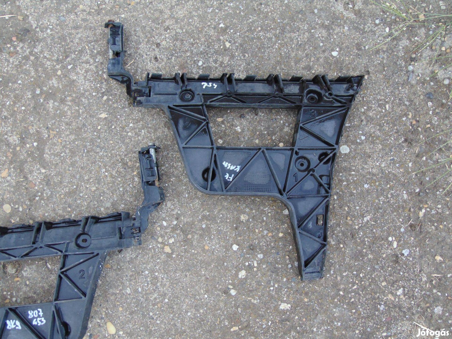 Audi A4 B8 Avant Lökhárito tartó