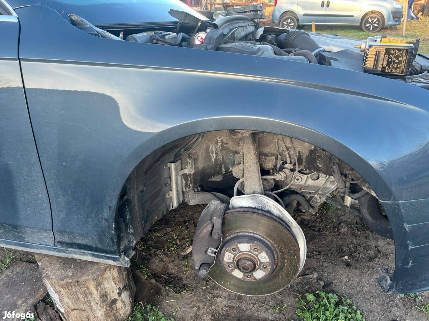 Audi A4 B8 Gyári jobb sárvédő eladó