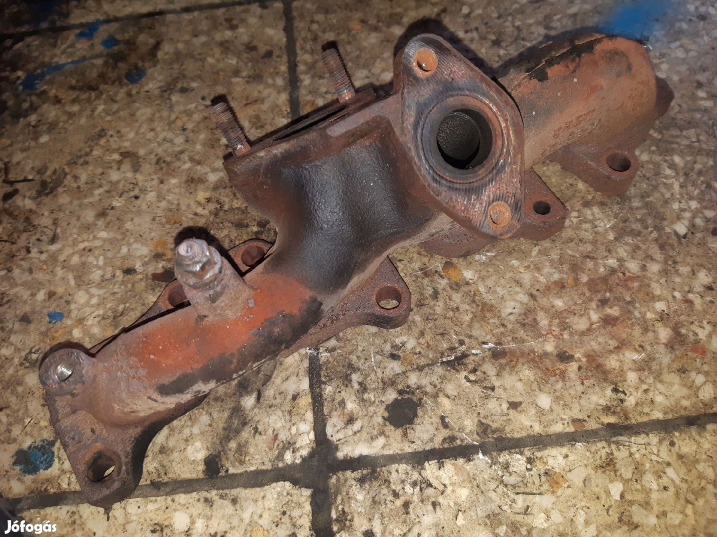 Audi A4 B8 Kipufogó Leömlő Cső