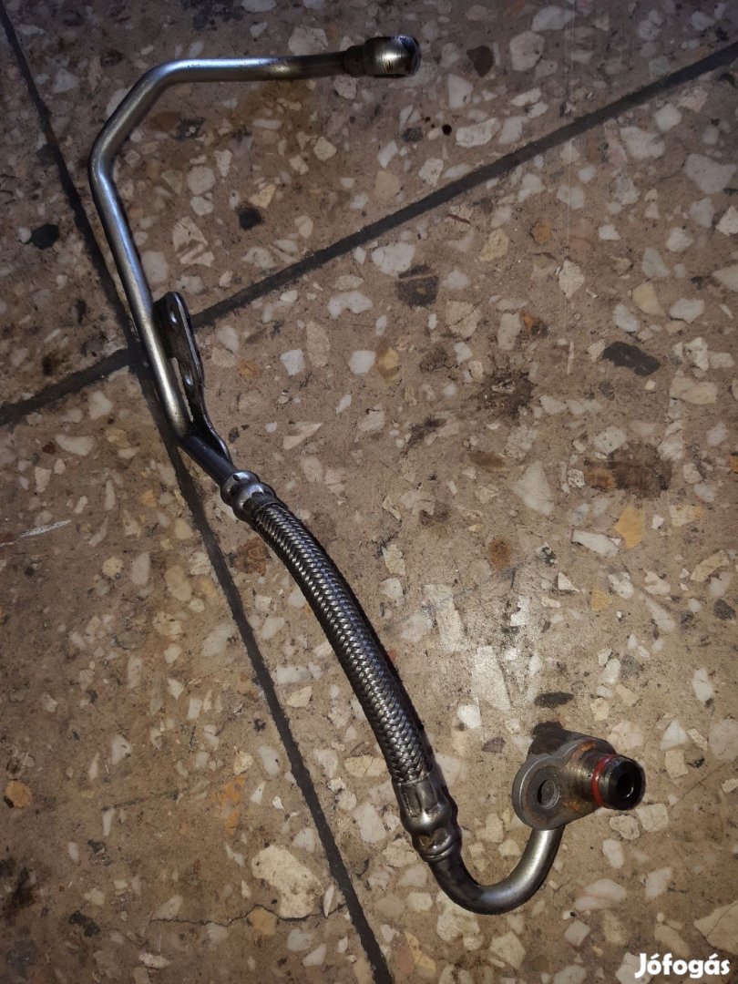 Audi A4 B8 Turbó Olajzó Cső