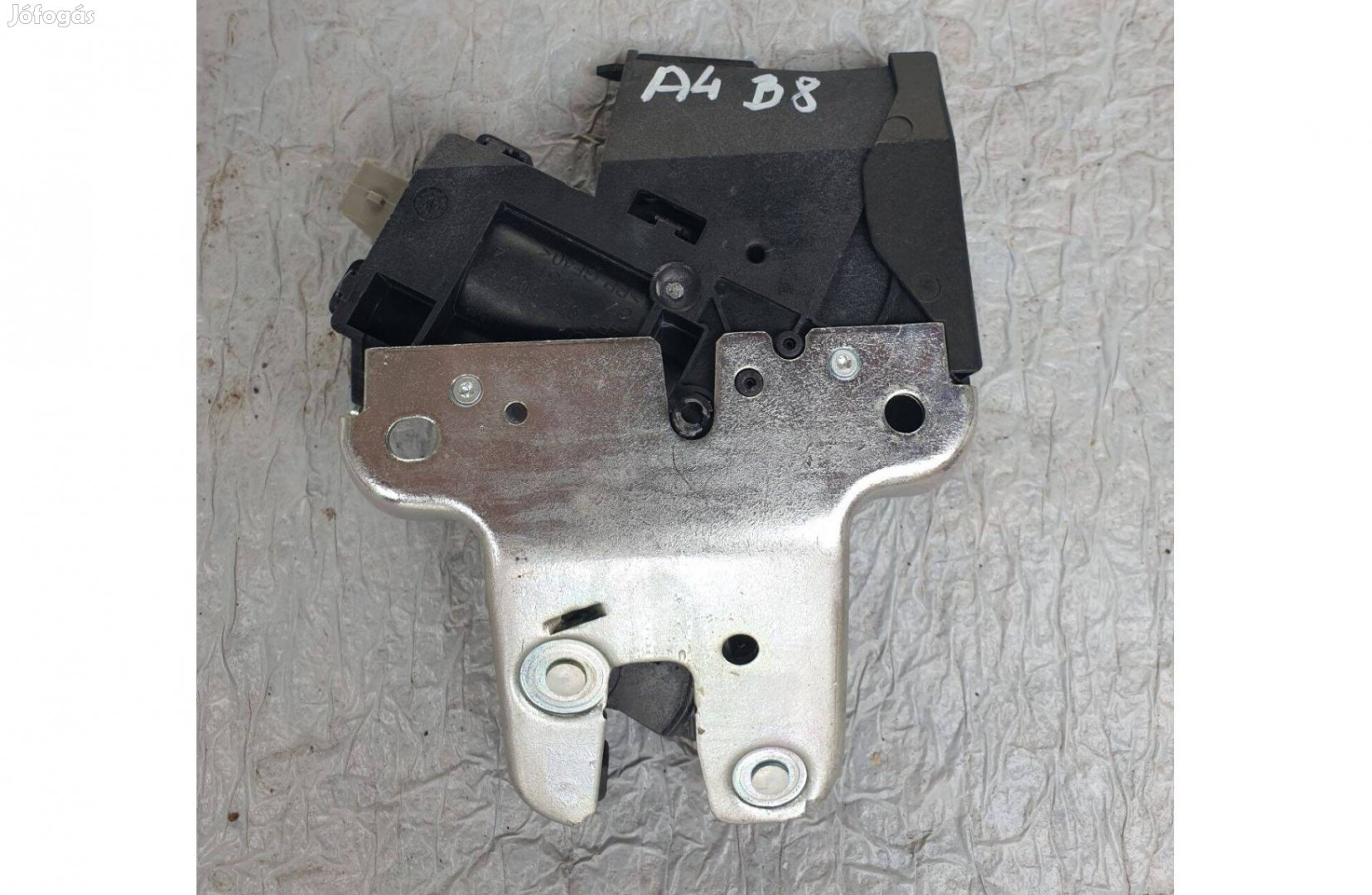 Audi A4 B8 csomagtér ajtó zár 4F5827505D