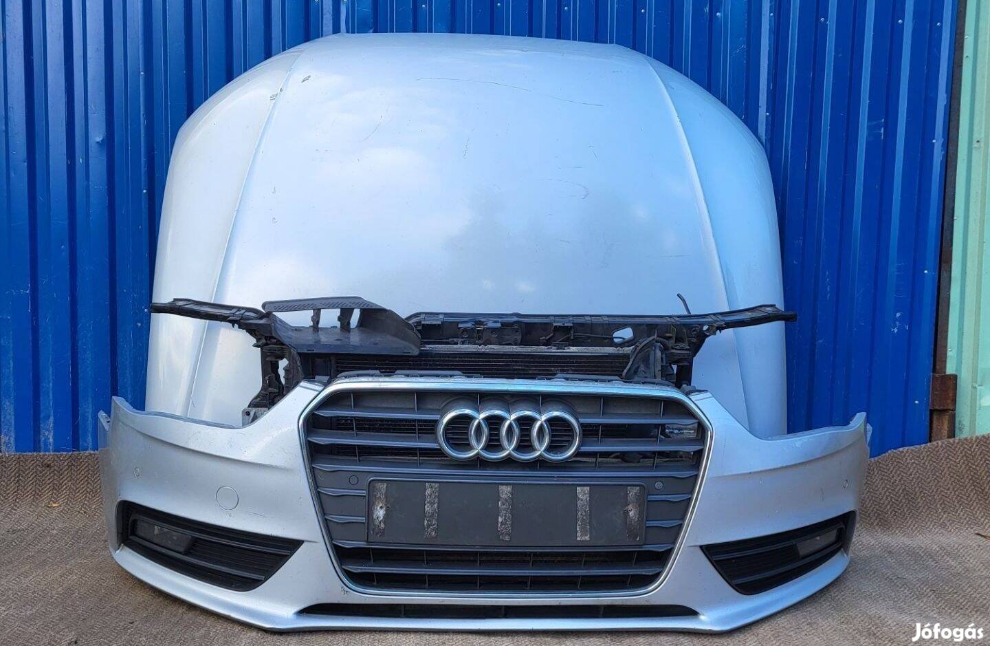 Audi A4 B8 facelift 2012- gyári 8K0805594 L homlokfal, merevítő, hűtő