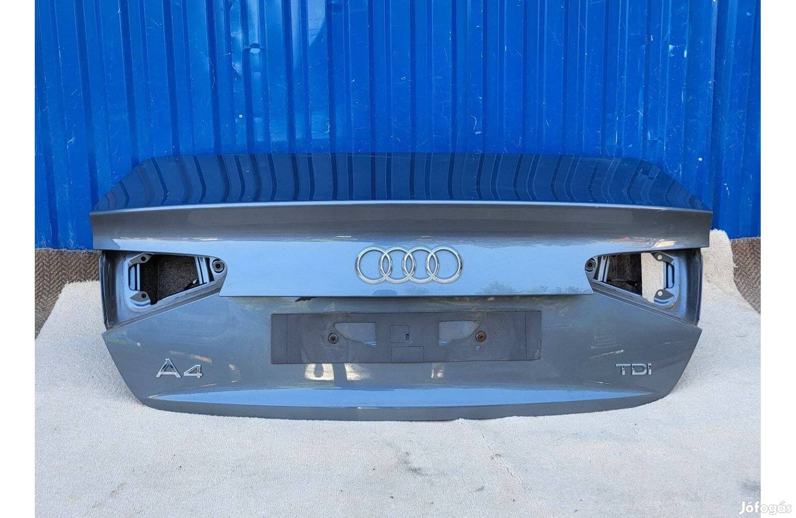 Audi A4 B8 gyári sedan csomagtér ajtó 2013-