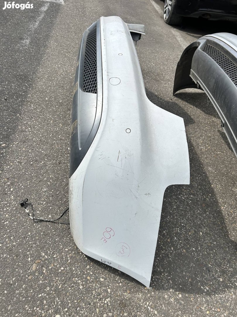 Audi A4 B8 hátsó lökhárító