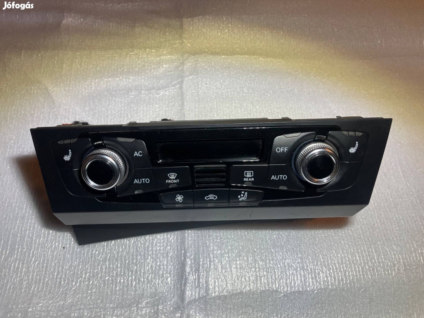 Audi A4 B8 klímapanel klíma vezérlő 8K1820043T