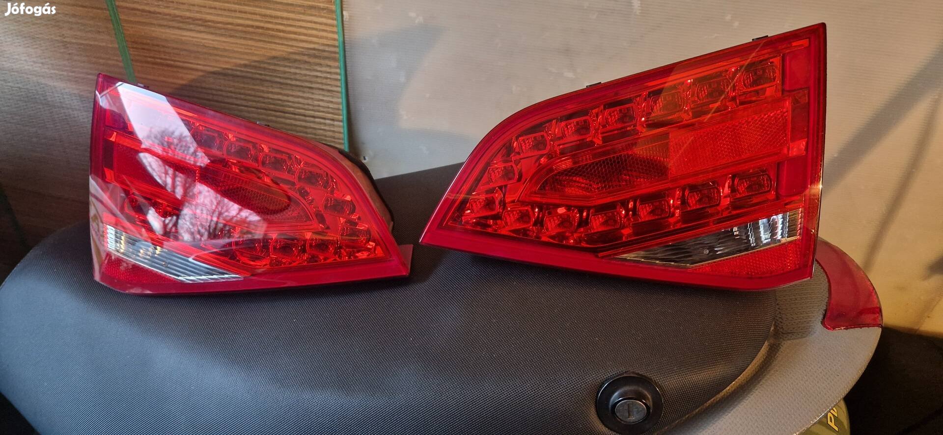 Audi A4 B8 led hátsó lámpa 