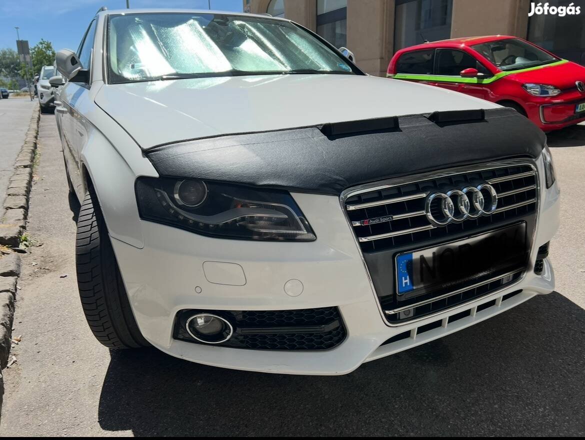 Audi A4 B8 motorháztetővédő - keveset használt 