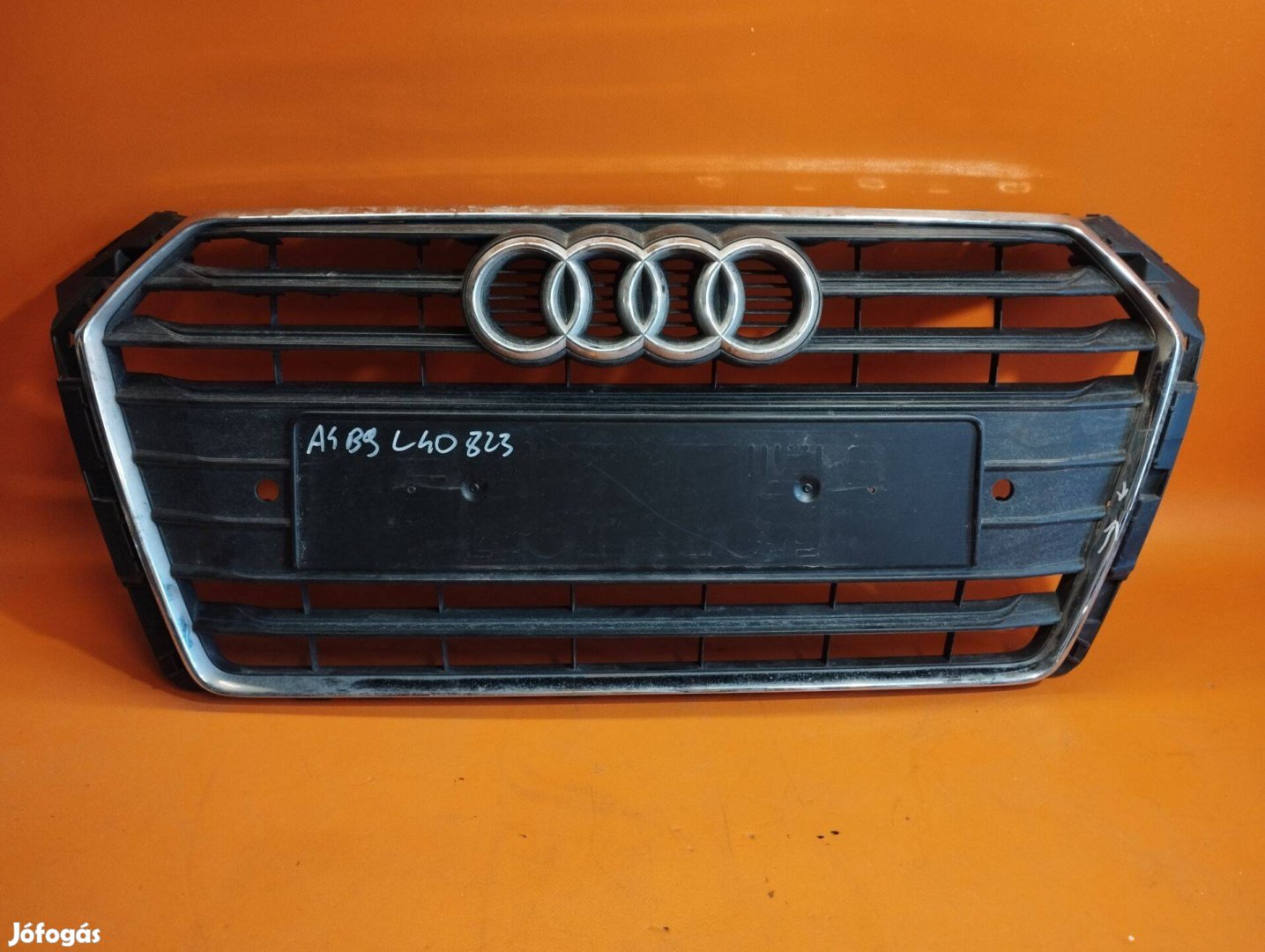 Audi A4 B9 hűtőrács 8W0853651 (L.40.823)