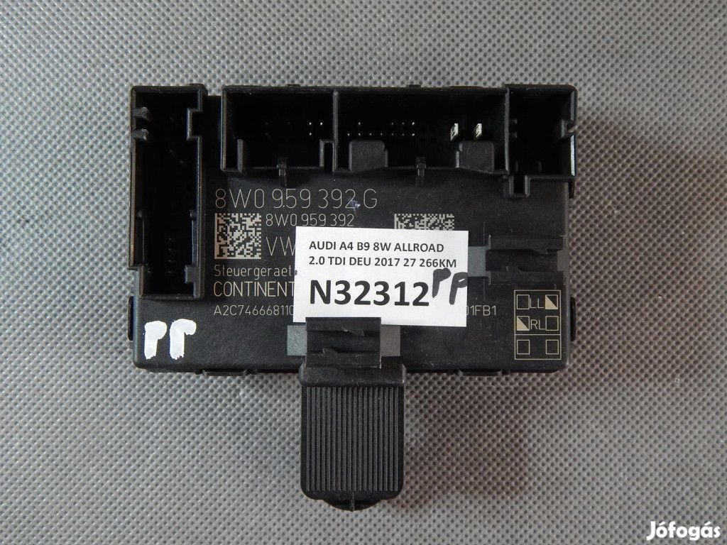 Audi A4 B9 jobb első ajtó vezérlő modul 8W0959392G