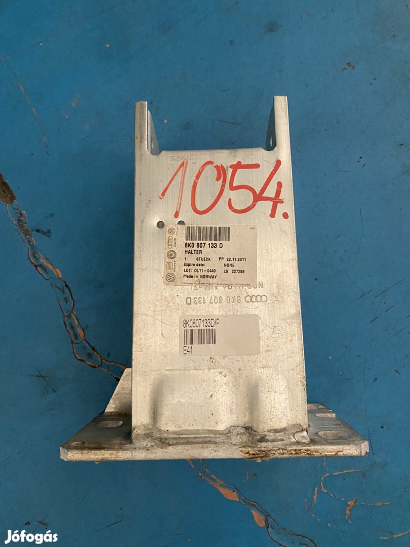 Audi A4/S4 első lökhárító merevítő bak 8K0807133D eladó
