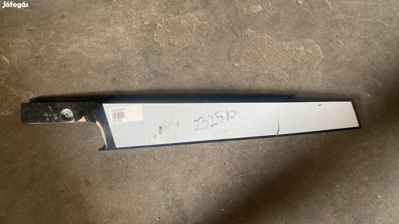 Audi A4, B8 bal első oszlop burkolat 8K0837901 eladó