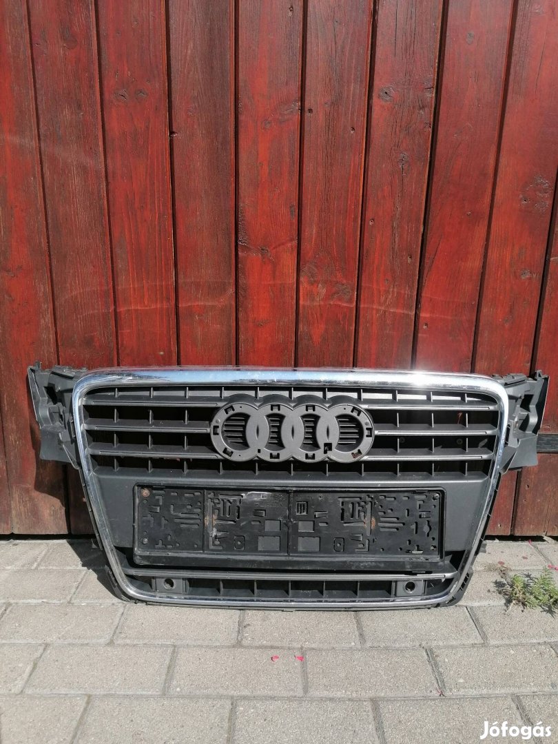 Audi A4  B8 radaros  hűtőrács. Cikkszám 8K0 853 651 