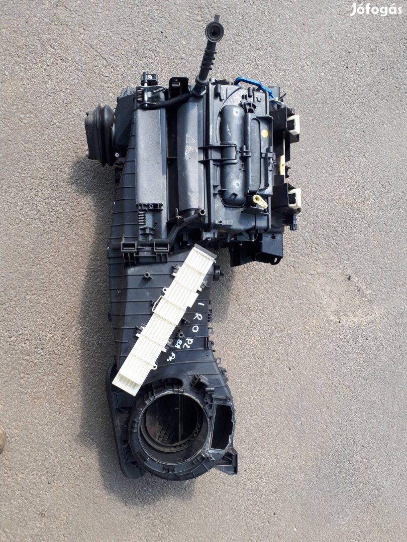 Audi A4   B8  Fűtésbox  Radiátorokkal 