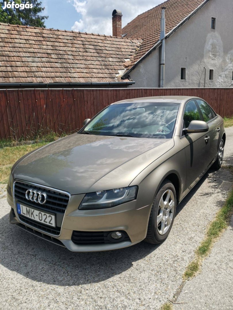 Audi A4, megkímélt, első tulajtól
