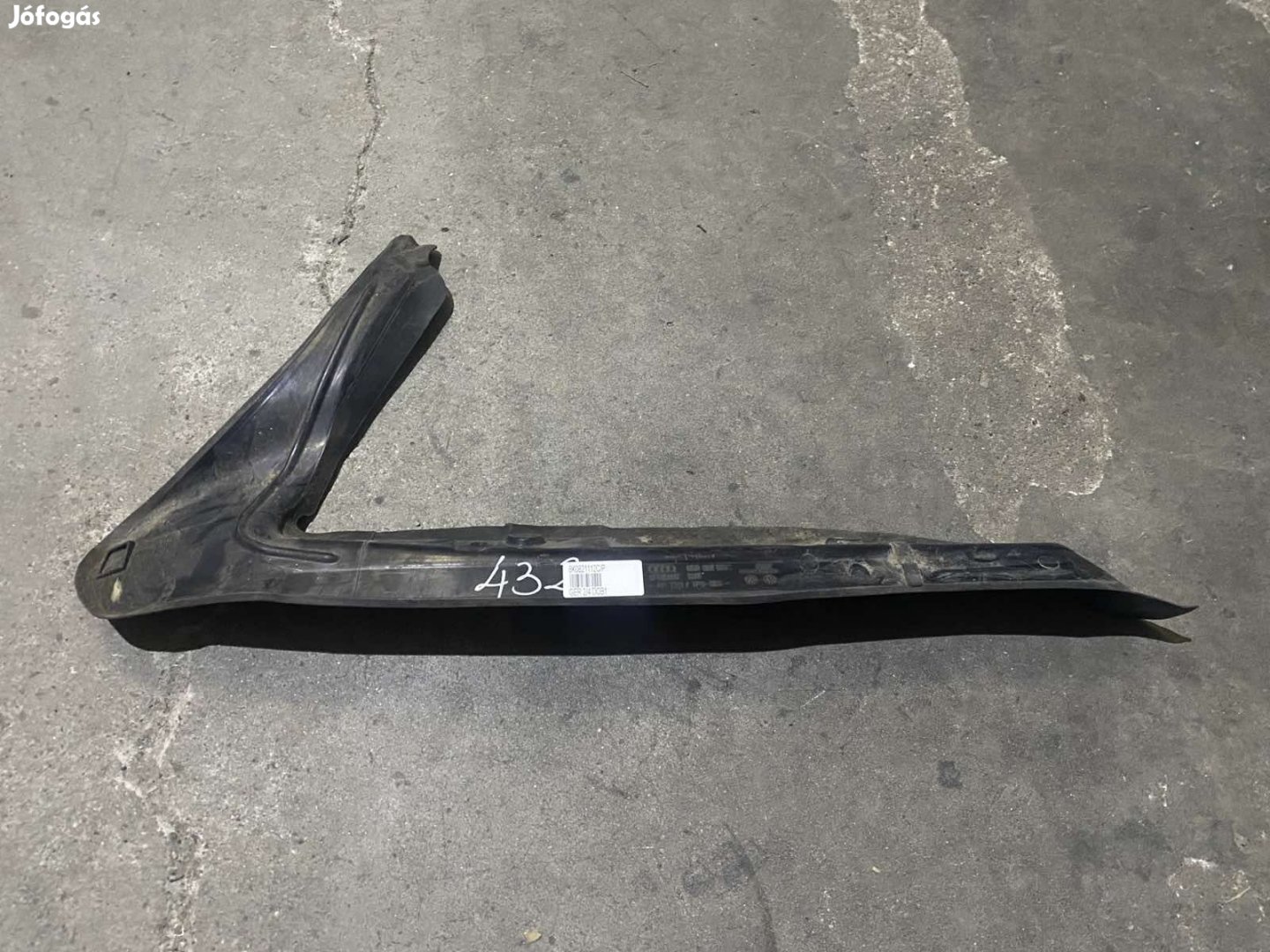 Audi A4 belső betét 8K0821112C eladó