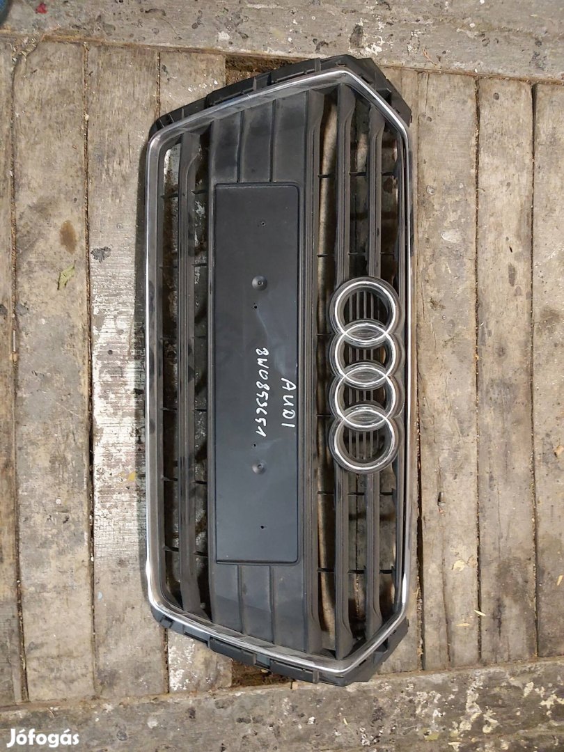 Audi A4 díszrács