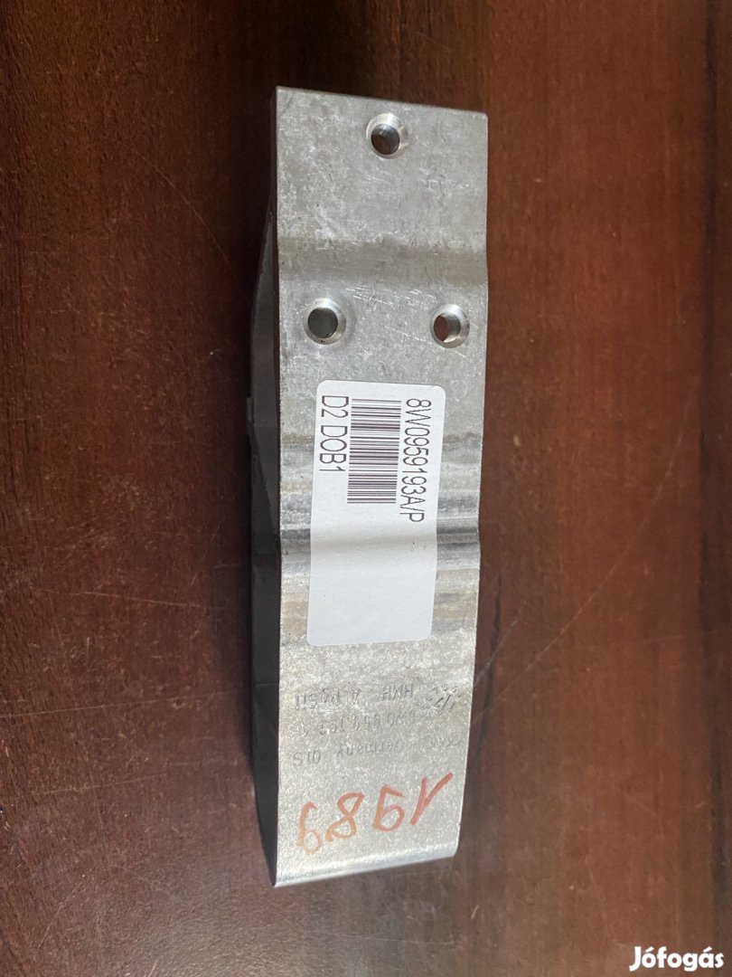 Audi A4 gyalogosvédő konzol 8W0959193A eladó
