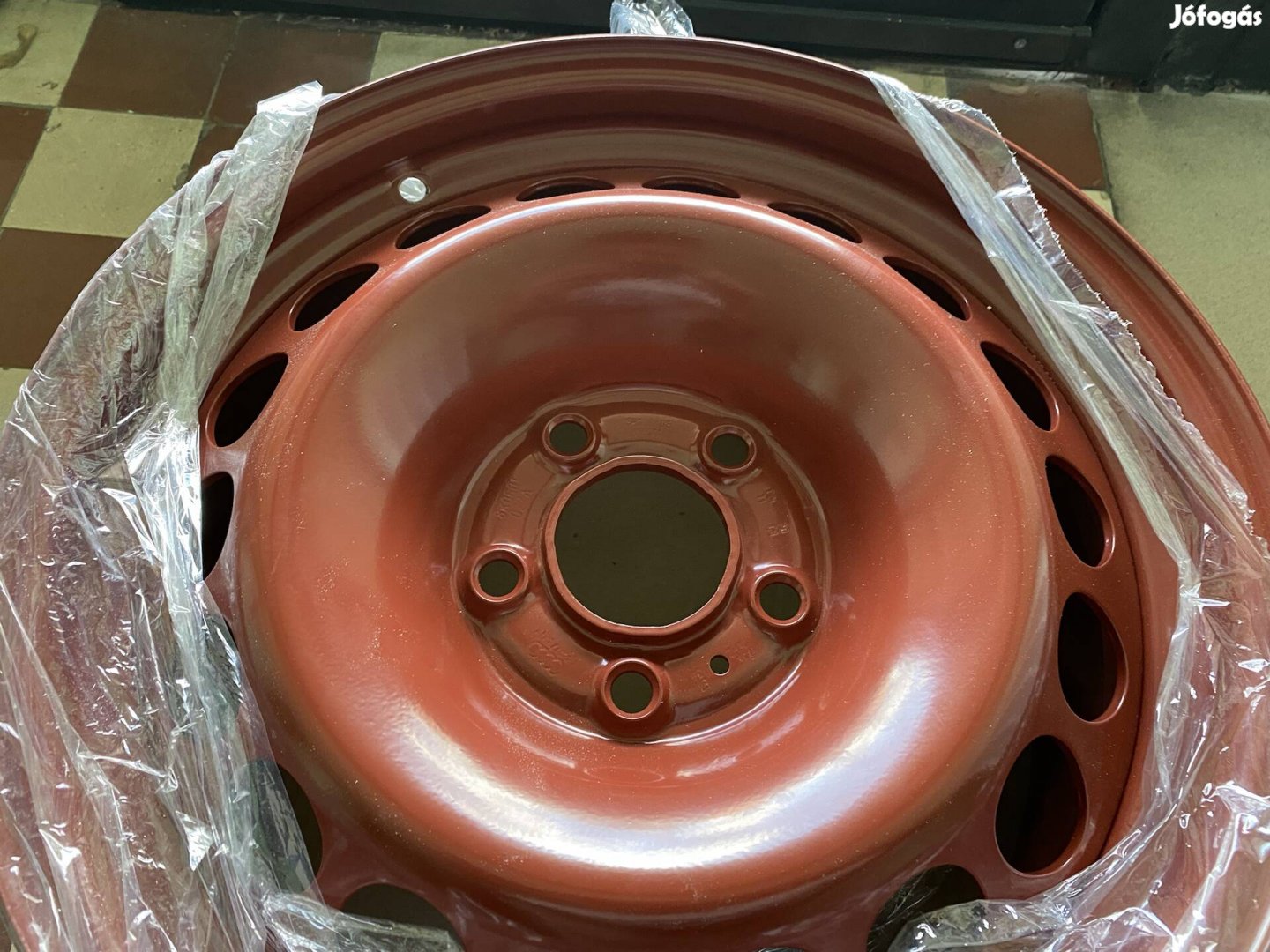 Audi A4 gyári 16"-os alufelni szett 5x112 66.5mm