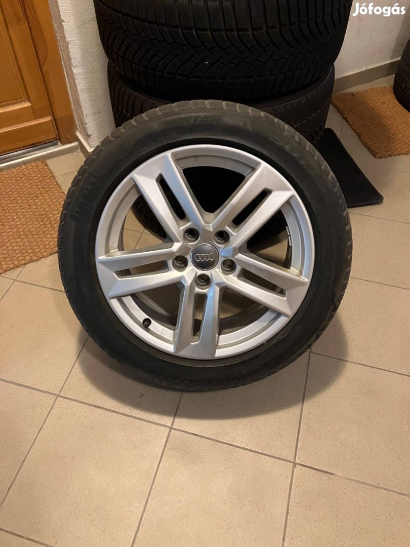 Audi A4 gyári 17-es alufelni garnitúra téli gumival