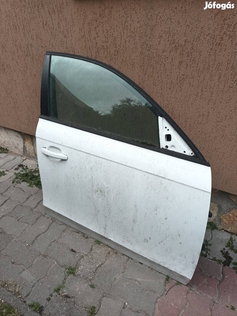 Audi A4 jobb első ajtó