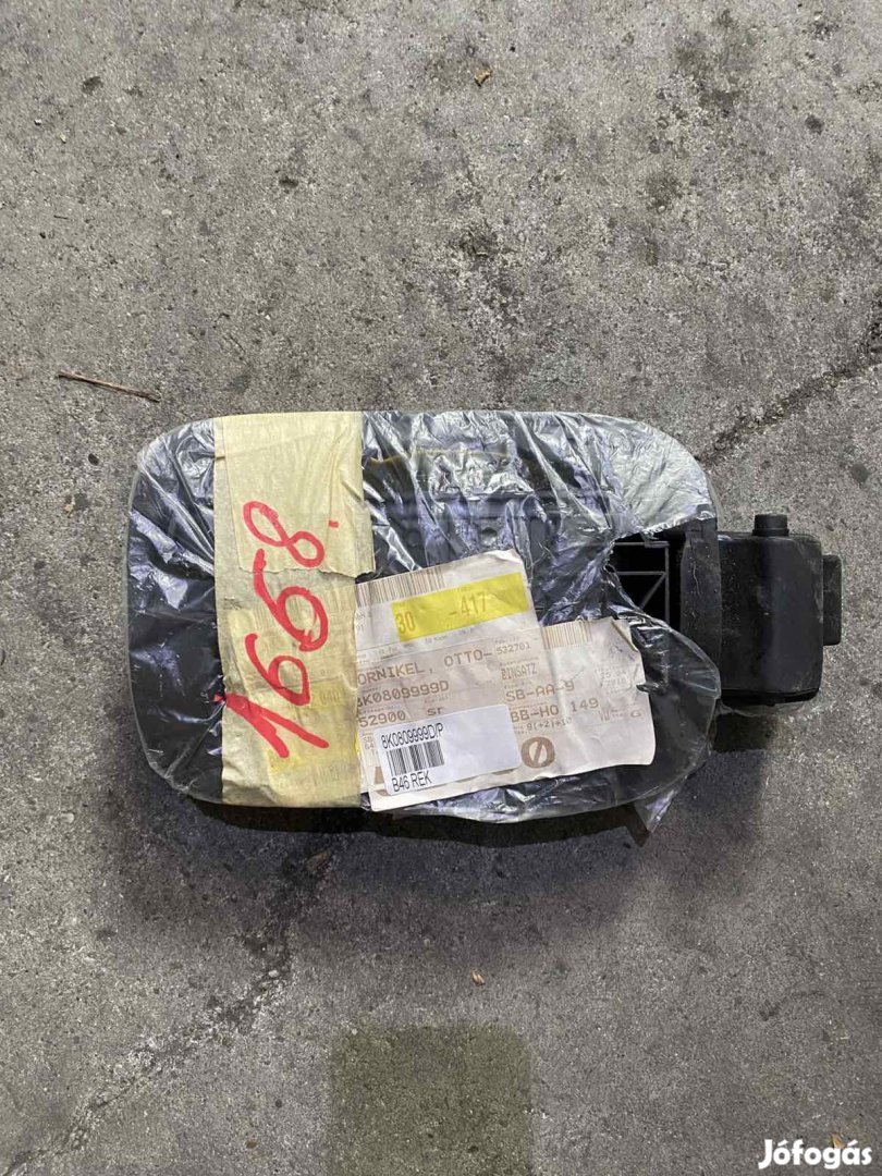 Audi A4 tanksapka betét eladó