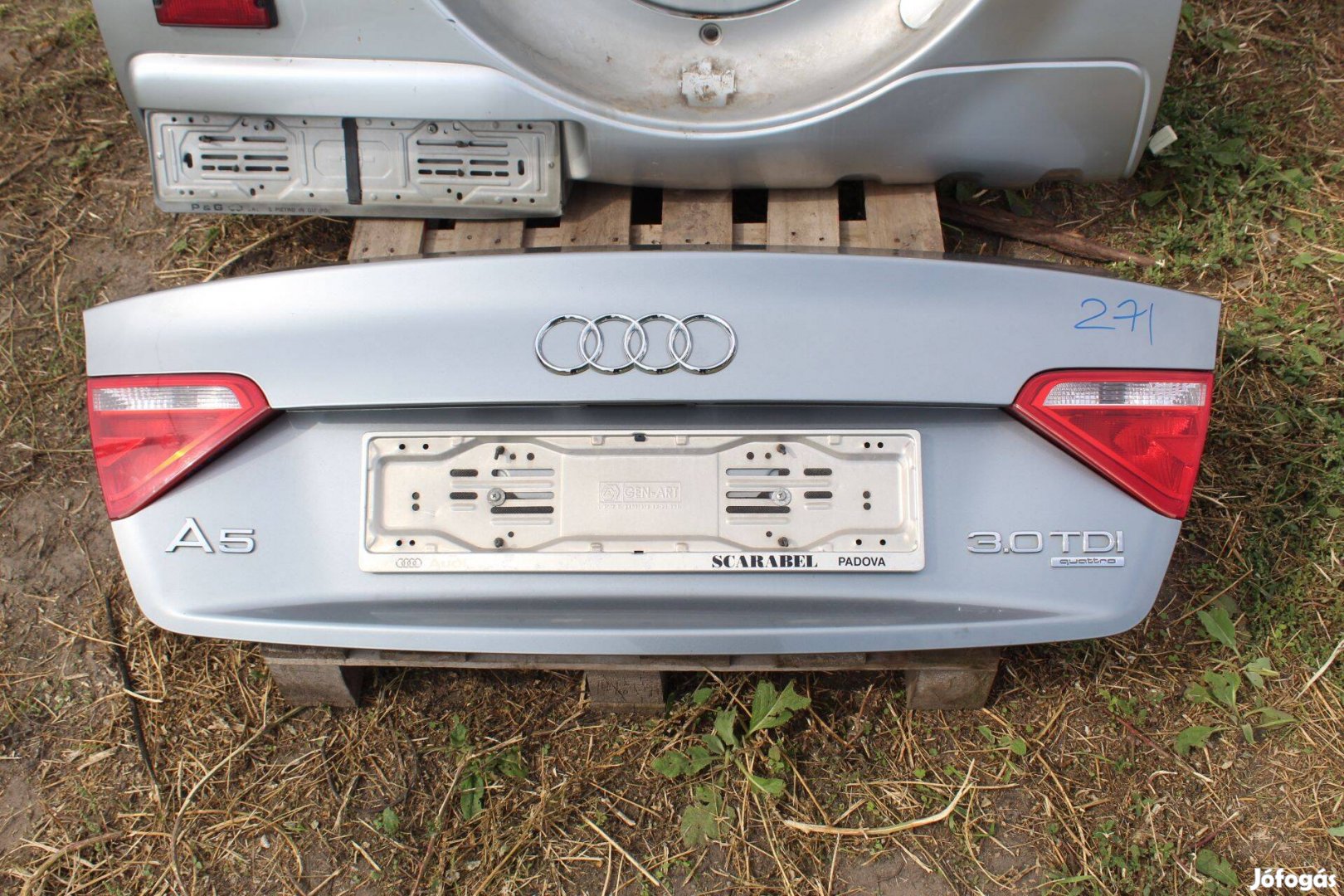 Audi A5 2009 Csomagtérajtó üresen (271)