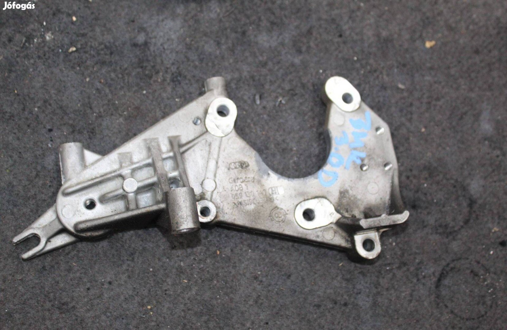 Audi A6 2004-2011 3.0D BMK Nagynyomásúszivattyú tartó bak 059130147H