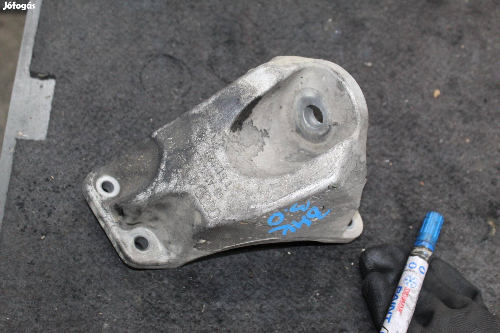 Audi A6 2004-2011 3.0D BMK Váltó Tartó bak (jobb) 4F0399114B