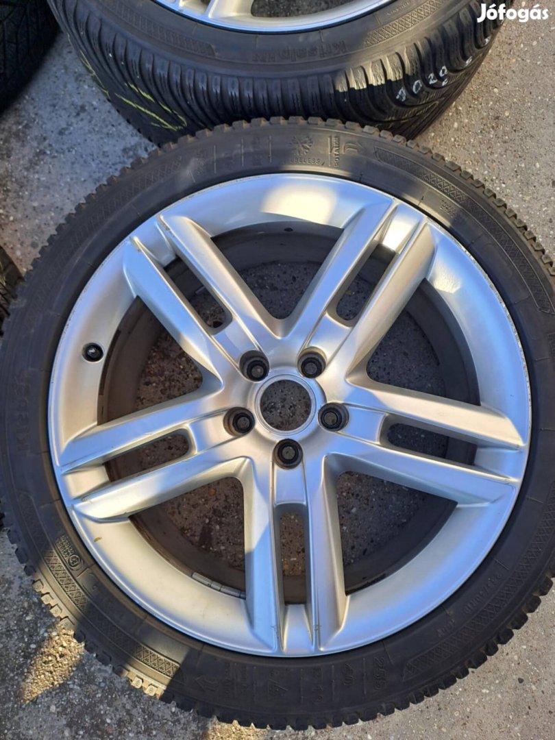 Audi A6 255/40 R19 alufelni+téligumi
