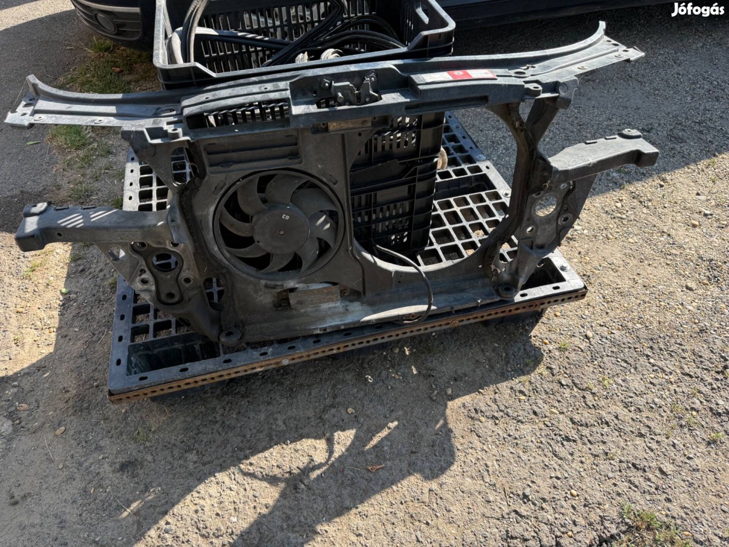 Audi A6 2.5 V6 TDI homlokfal + ventilátor 4b0805588k 4b0805588n