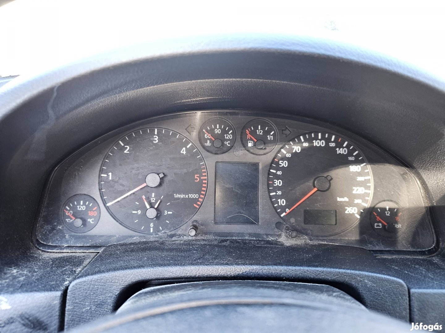 Audi A6 2.5 tdi kilométer km óra Müszercsoport 10000