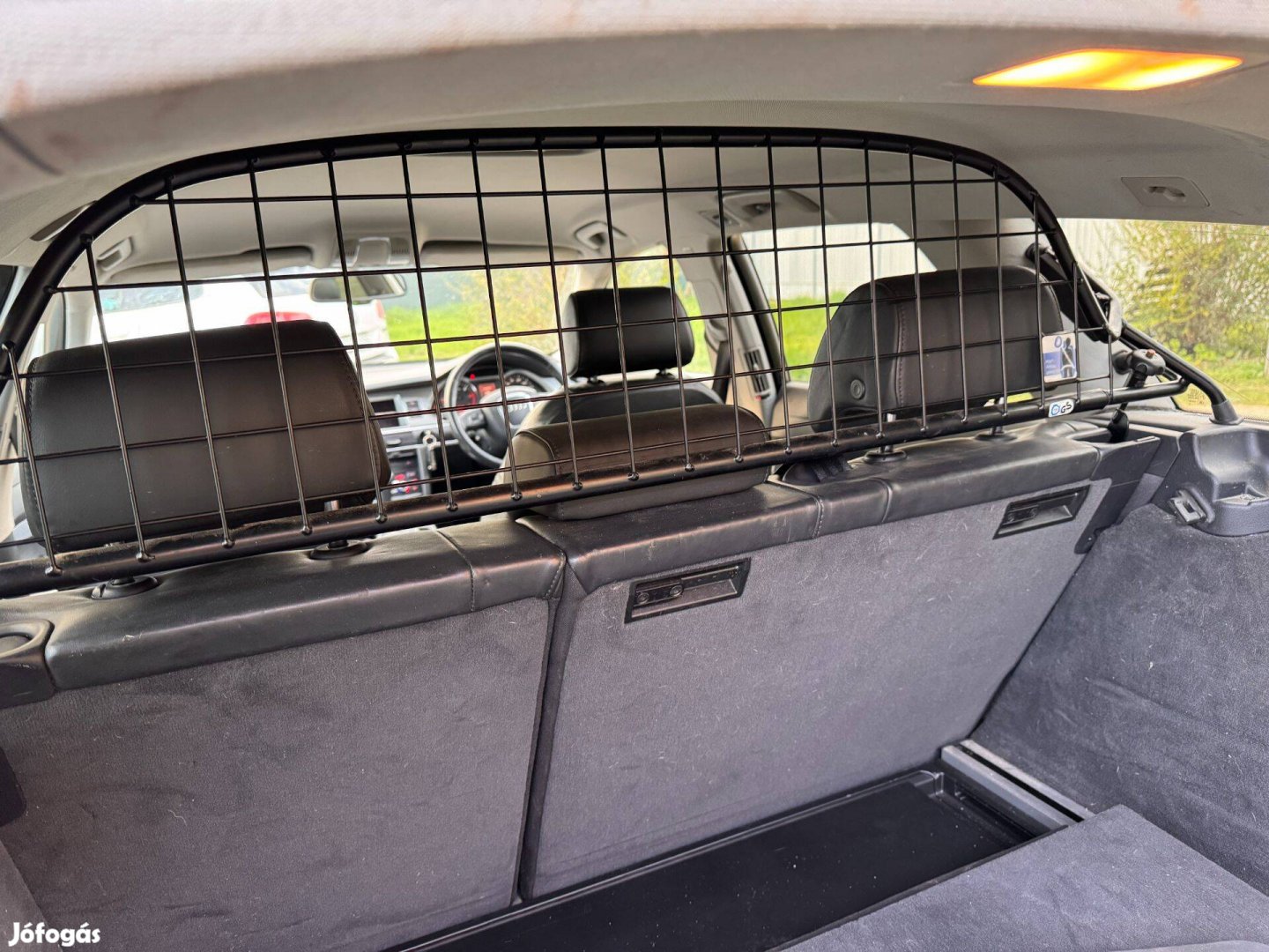 Audi A6 4F C6 Avant Kombi fém térelválasztó, kutyahaló Gyári Audi