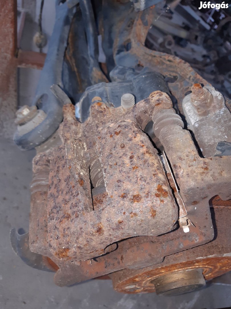 Audi A6 4F Jobb Hátsó Féknyereg