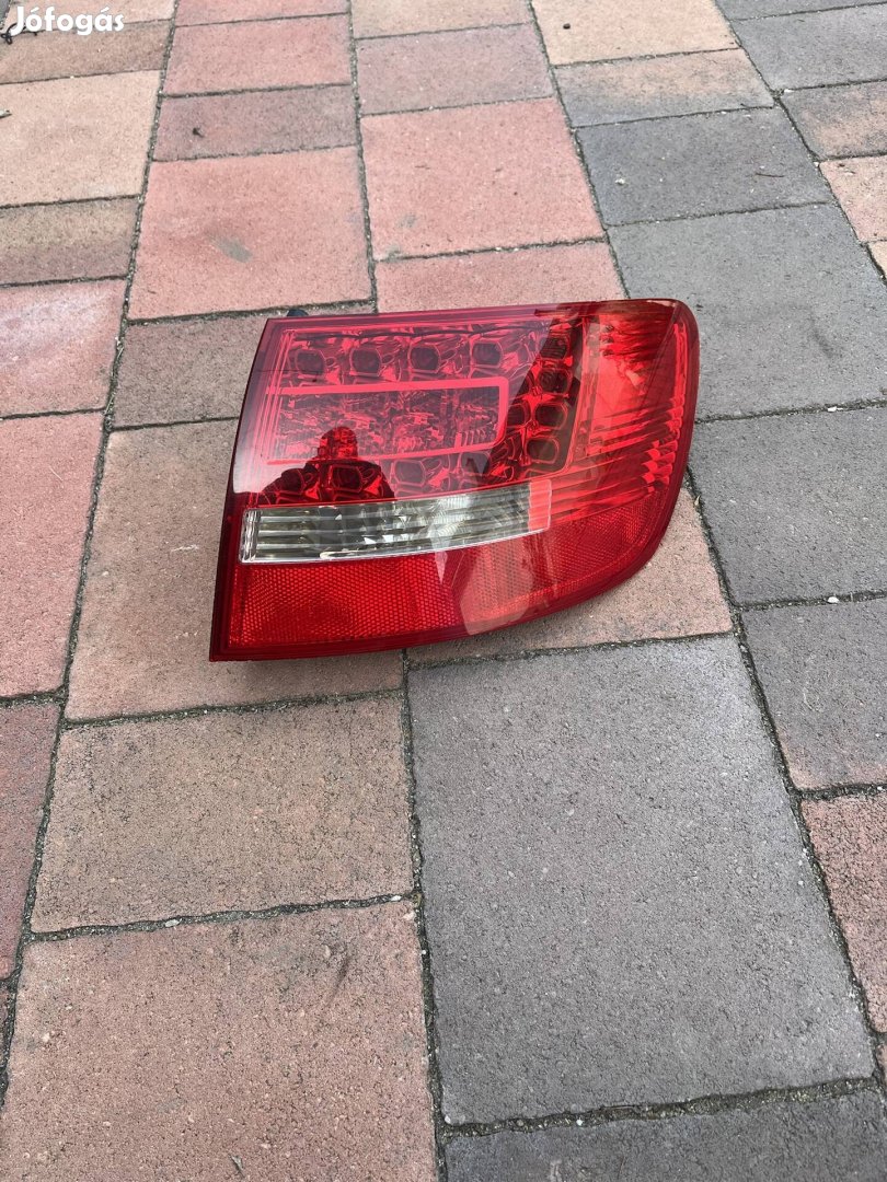 Audi A6 4F kombi/2005-2008/ gyári Valeo jobb hátsó led lámpa.