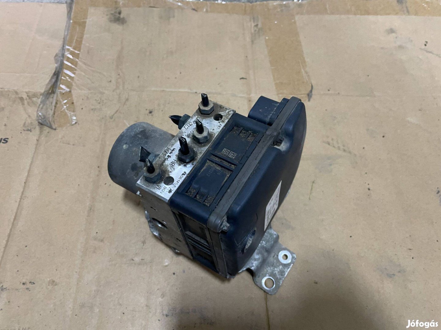 Audi A6 4G ABS kocka