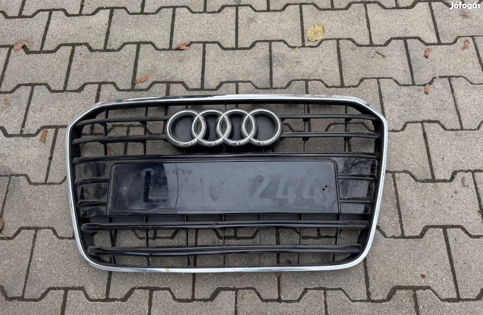 Audi A6 4G díszrács eladó!!!