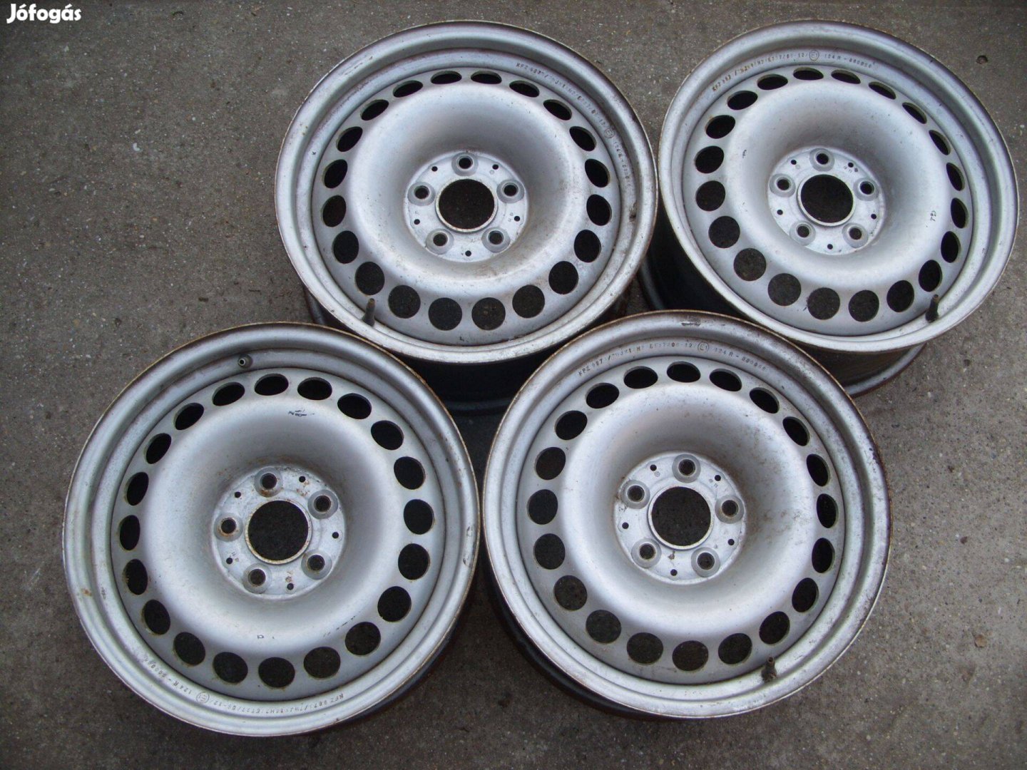 Audi A6 A4 felni 16" jó állapotban eladó központi furat 66.5mm !