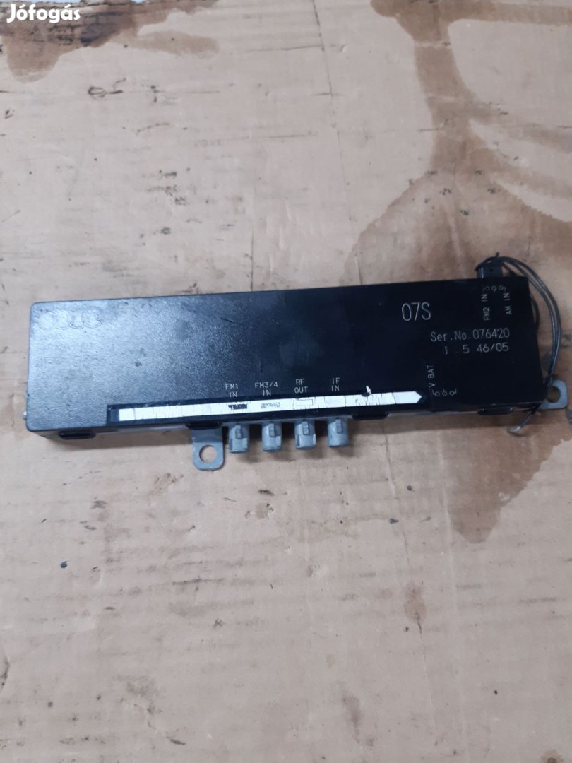 Audi A6 C5 Antenna Erősítő
