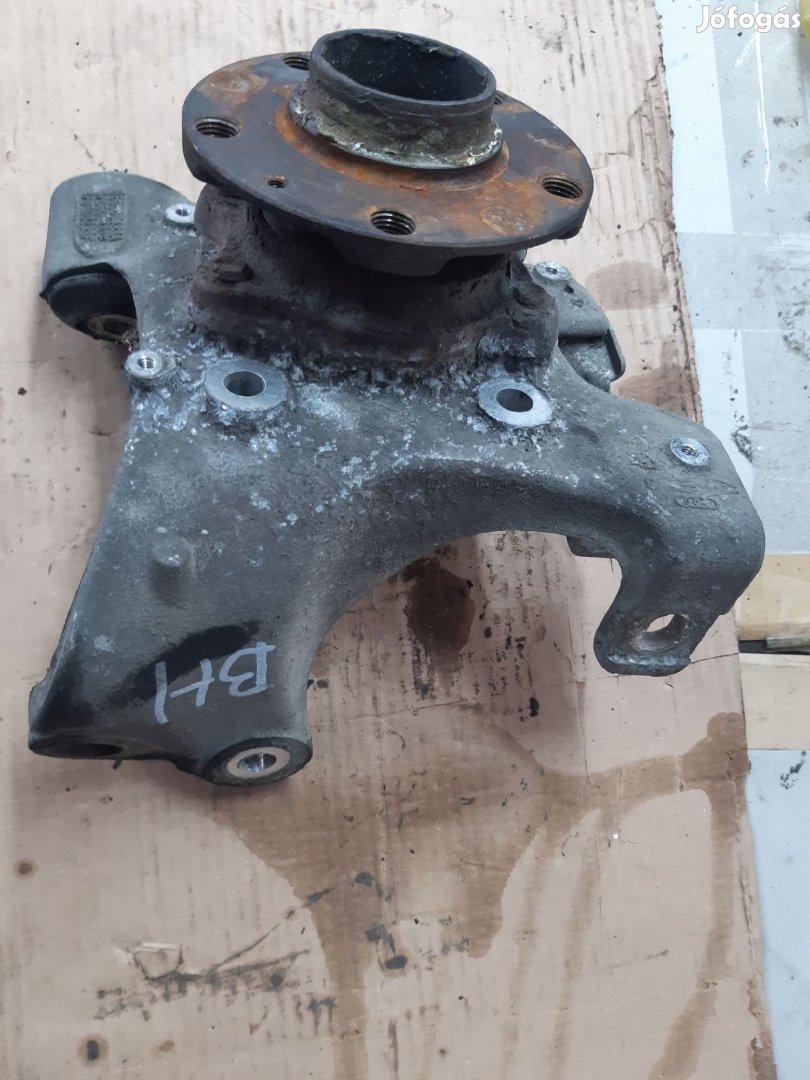 Audi A6 C5 Bal Hátsó Csonkállvány Kerékaggyal ABS Jeladó