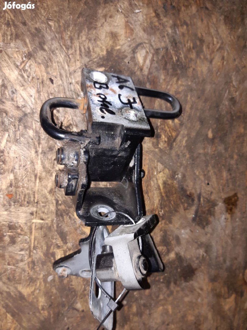 Audi A6 C5 Jobb Hátsó Ajtózsanér