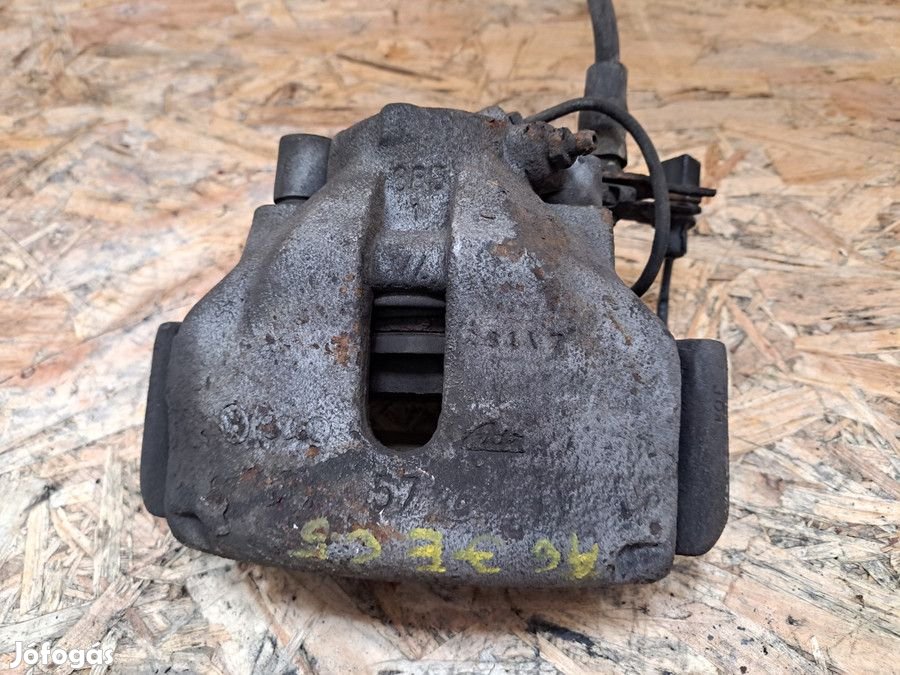 Audi A6 C5 1998-2004 2.5Tdi V6 Jobb Első Féknyereg