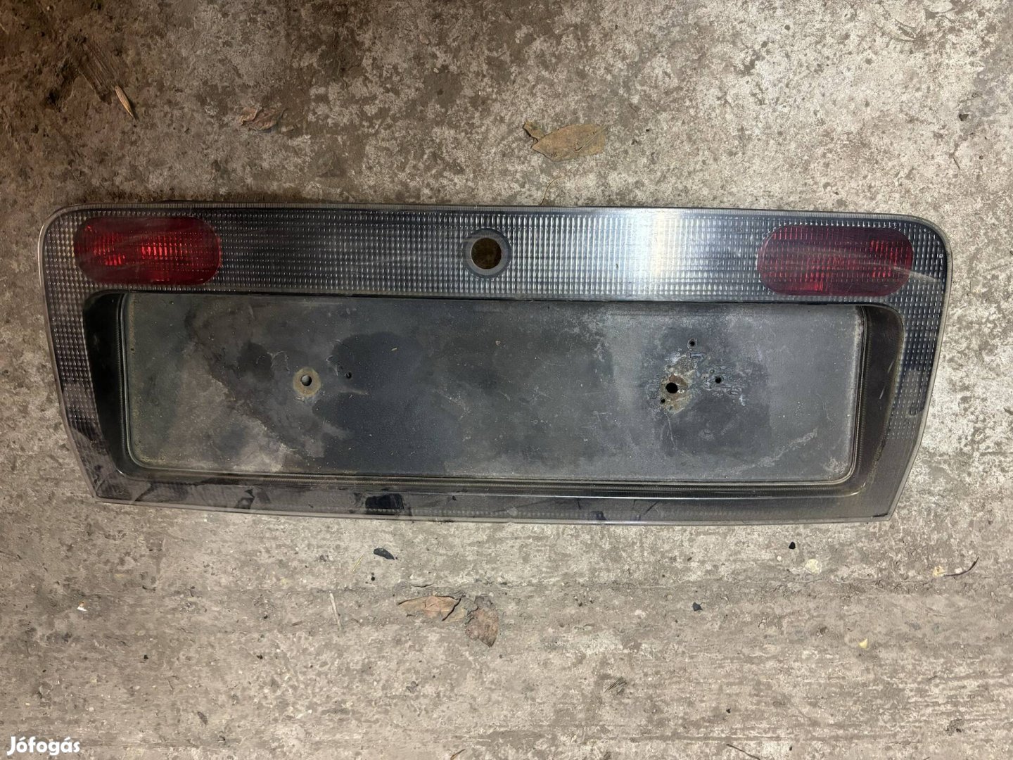 Audi A6 C5 csomagtér ajtó lámpa prizma rendszámtábla tartó 