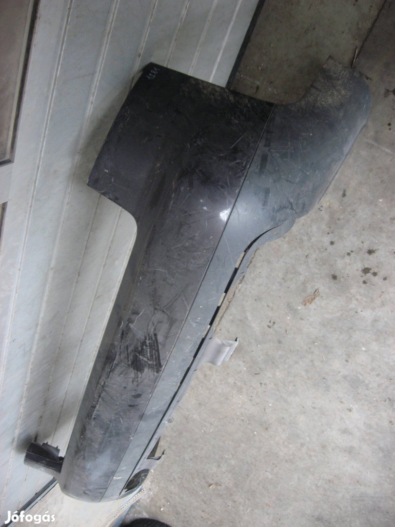 Audi A6 C5 limuzin hátsó lökhárító lökő 4B5 1997-2001