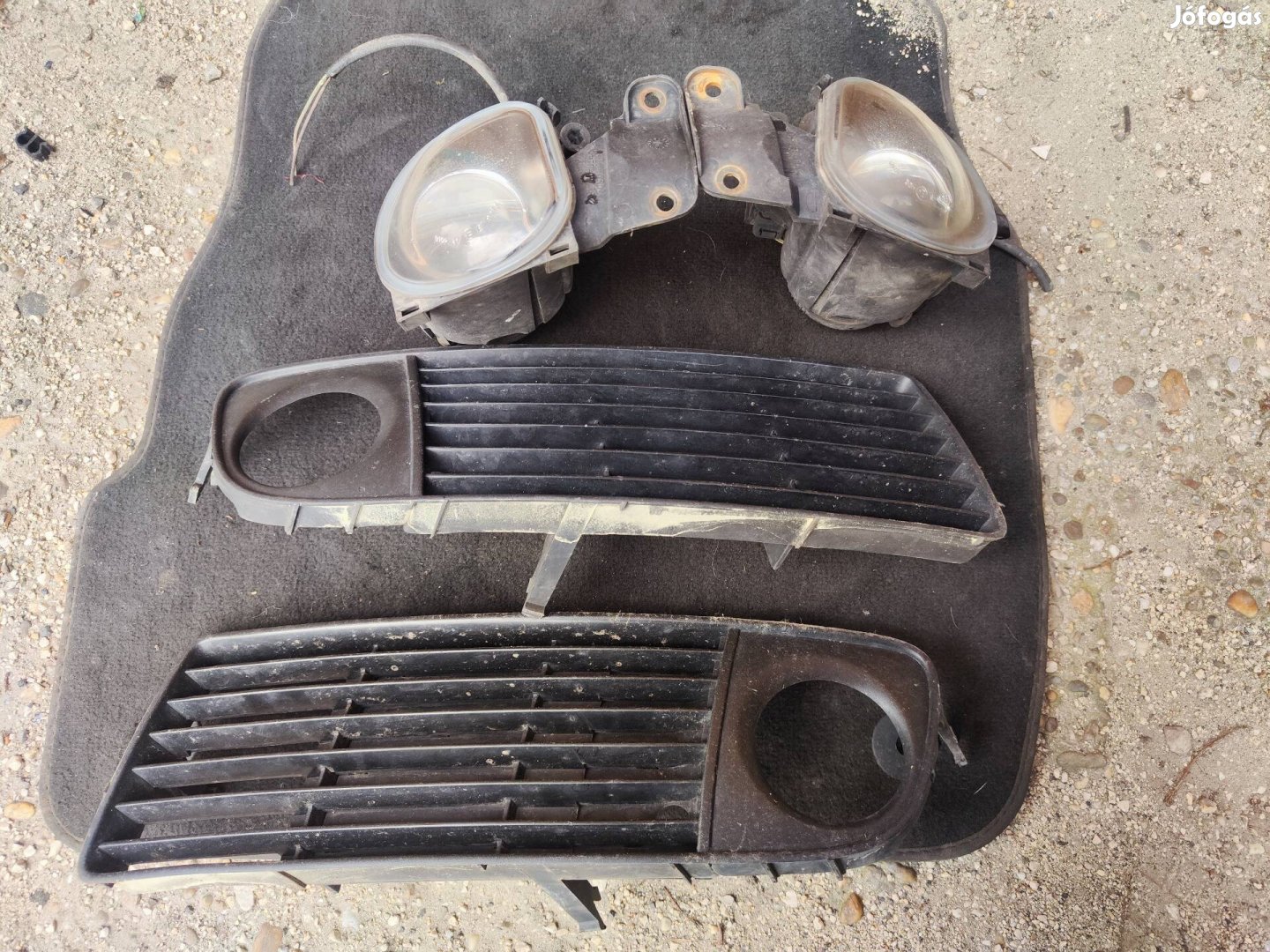 Audi A6 C5 preface ködlámpa rács 1997-2000
